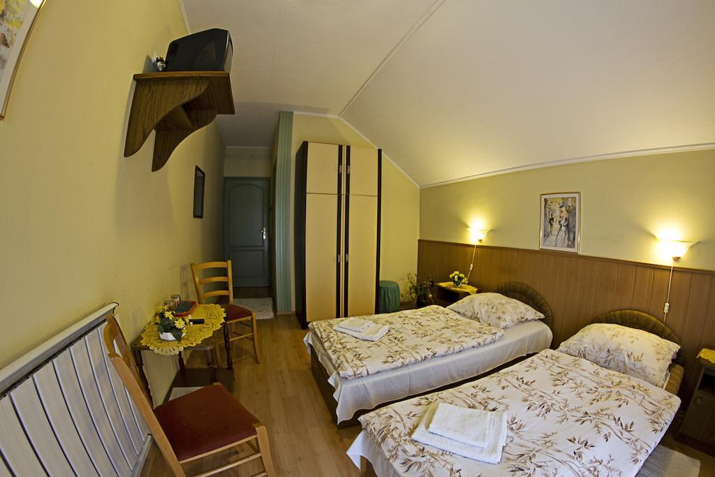 Muskatli Panzio Bed & Breakfast Győr Cameră foto