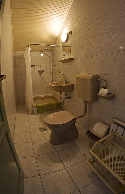 Muskatli Panzio Bed & Breakfast Győr Cameră foto