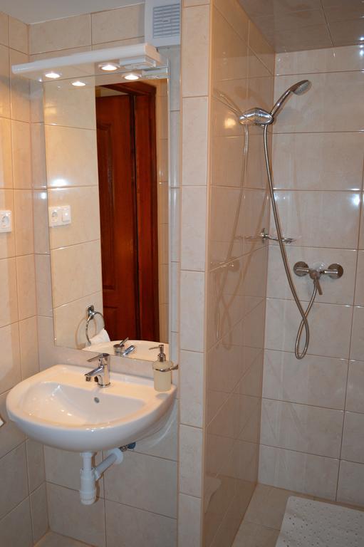 Muskatli Panzio Bed & Breakfast Győr Cameră foto