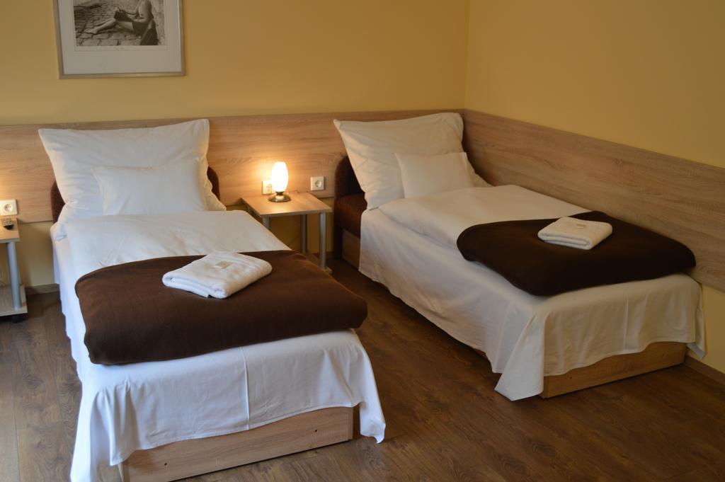 Muskatli Panzio Bed & Breakfast Győr Cameră foto